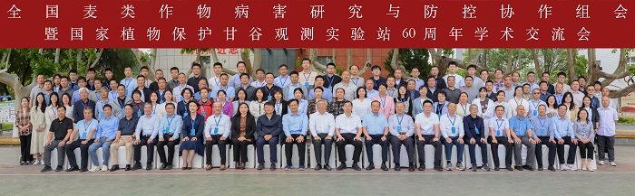 合影.jpg